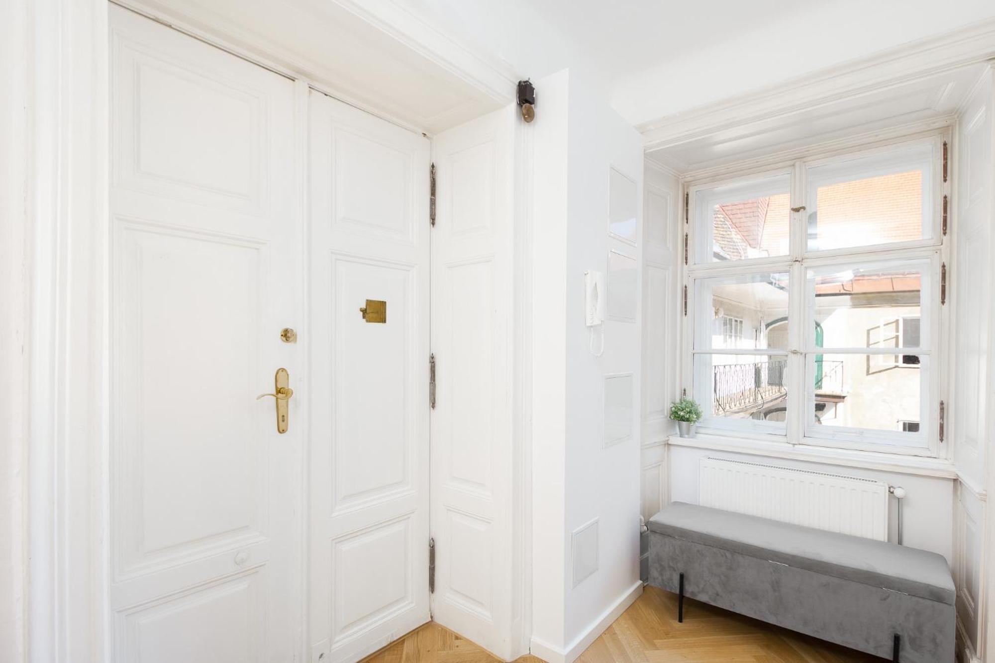 Apartment Ballgasse Wina Bagian luar foto